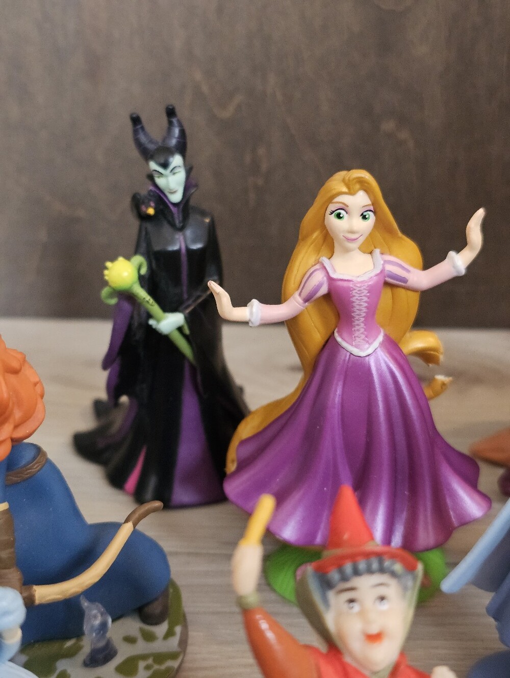Disney Princess & Character Figurine Lot – Mixed PVC Toy 25 Figures - Picture 7 of 16